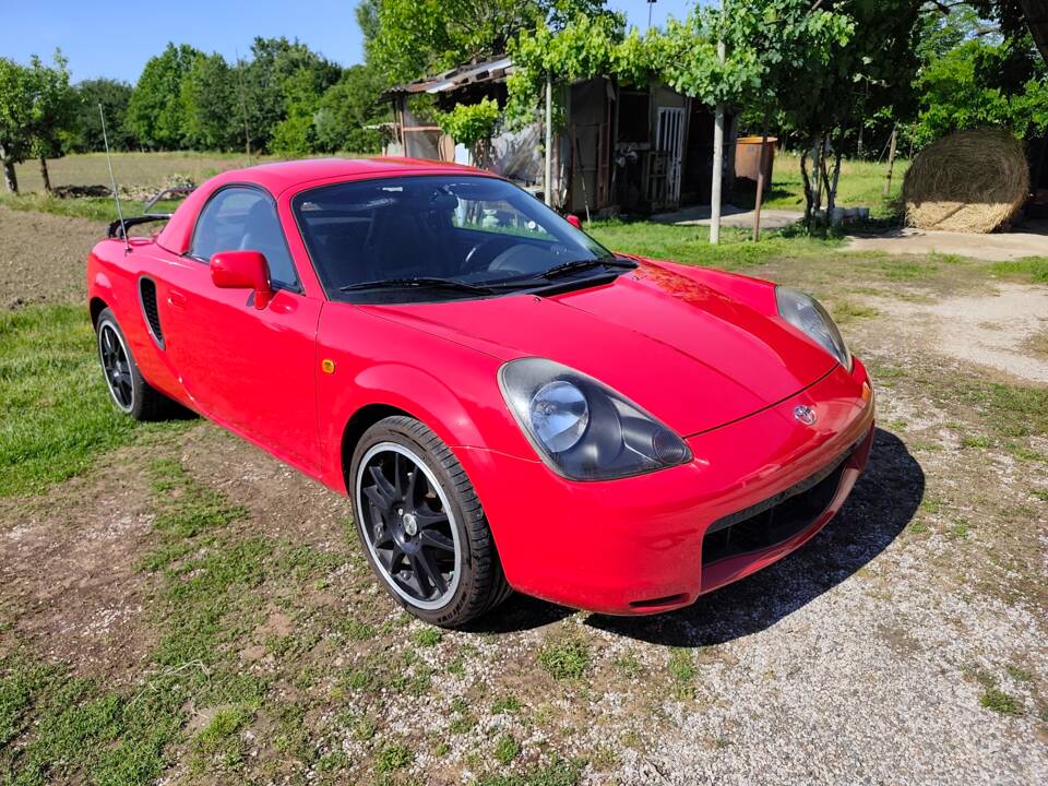 Image 55/57 of Toyota MR2 (2003)