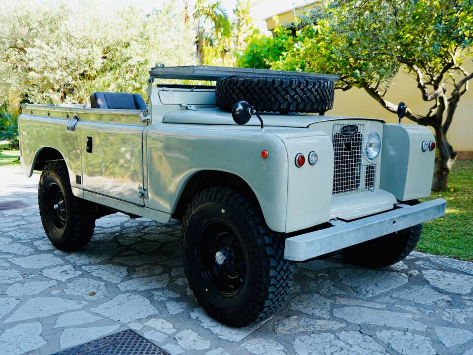Bild 12/100 von Land Rover 88 (1968)
