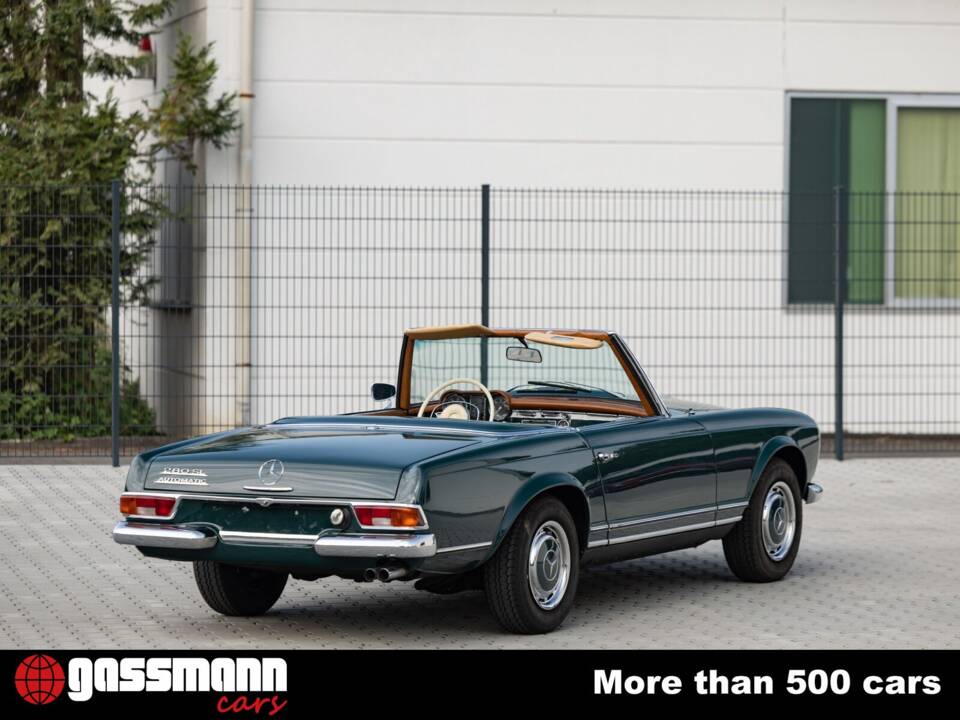 Image 10/15 of Mercedes-Benz 280 SL (1968)