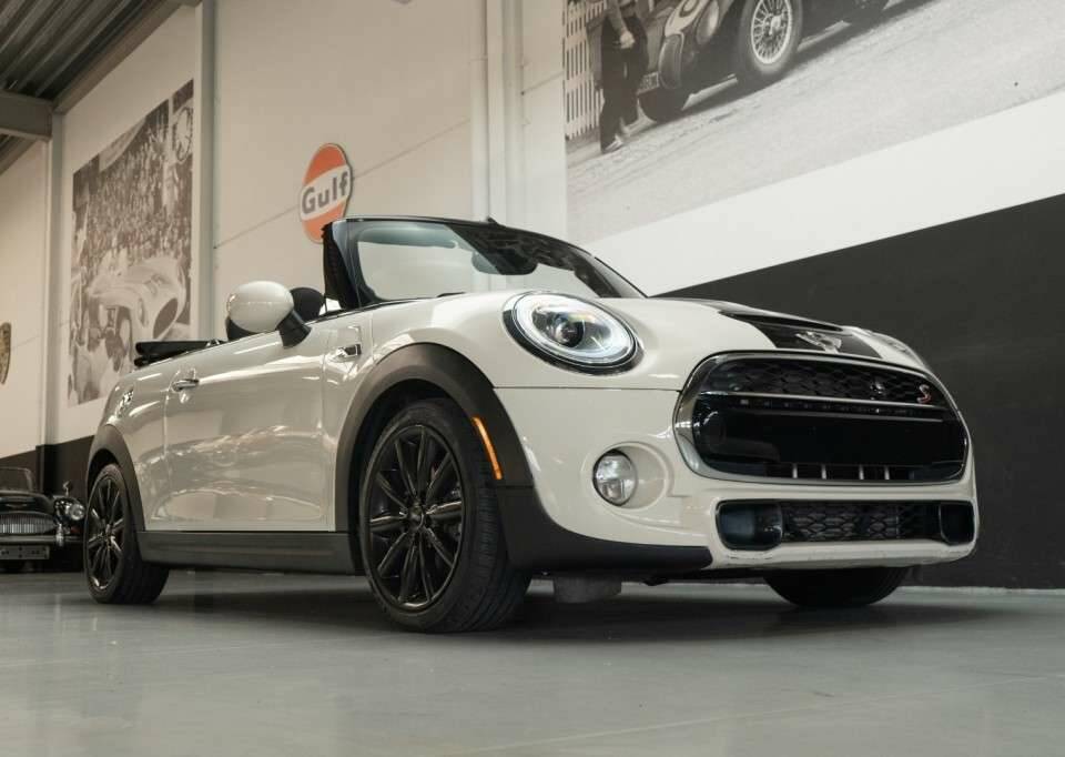 Image 2/50 de Mini Cooper S (2018)