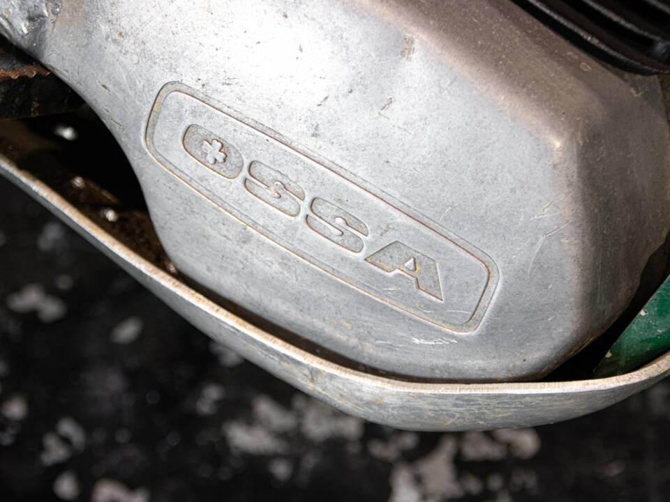 Image 40/50 of Ossa DUMMY (1973)