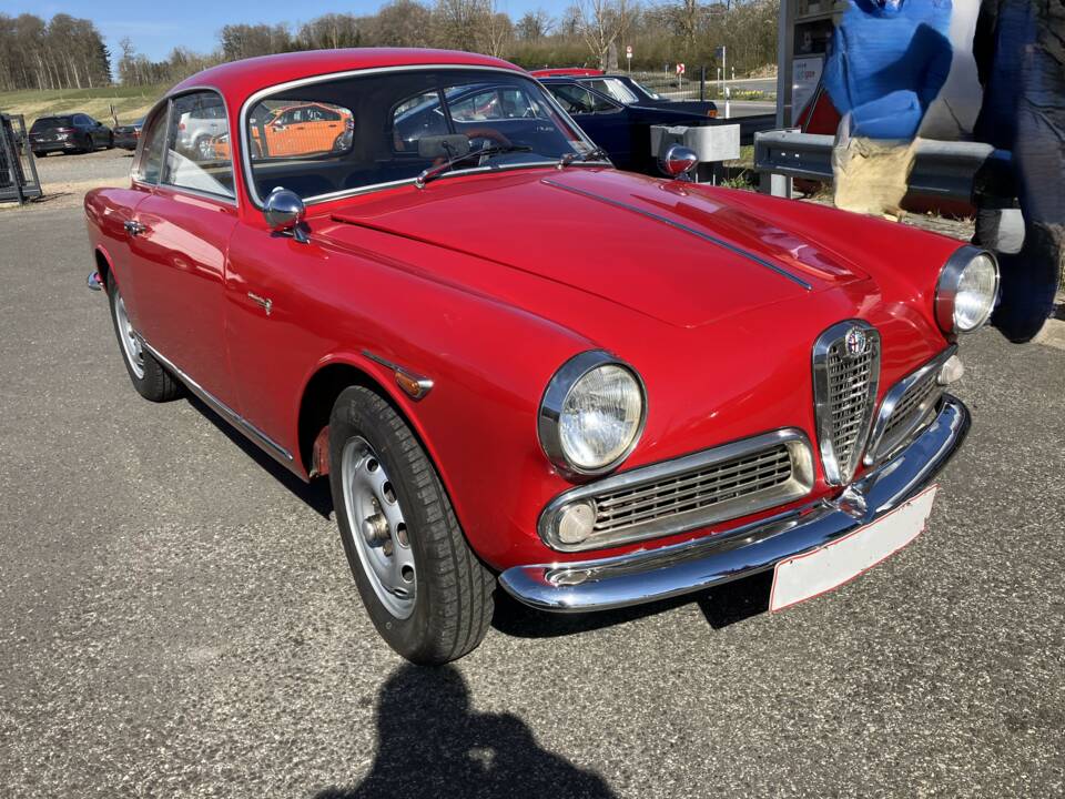 Bild 2/17 von Alfa Romeo Giulietta Sprint 1300 (1964)