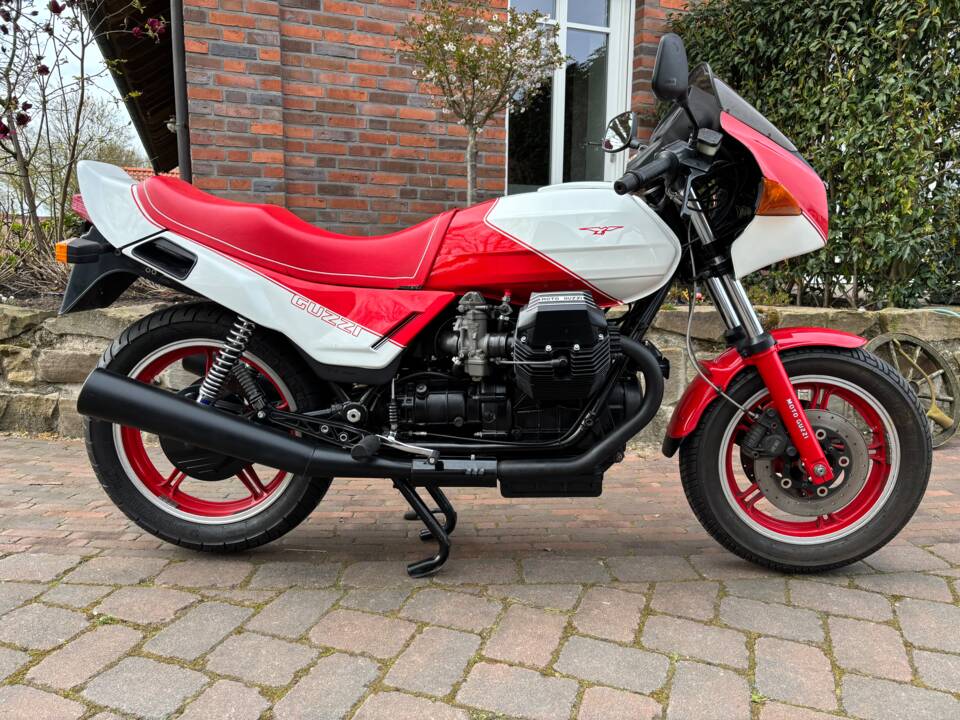 Immagine 8/50 di Moto Guzzi 1000 LeMans (1986)