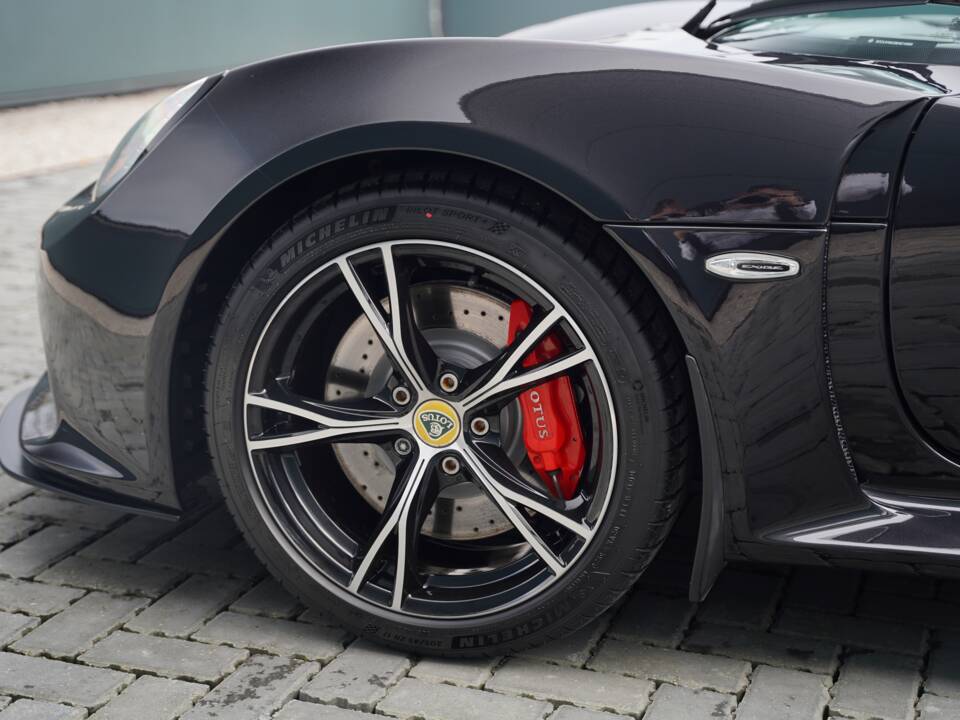 Image 36/50 of Lotus Exige S (2014)