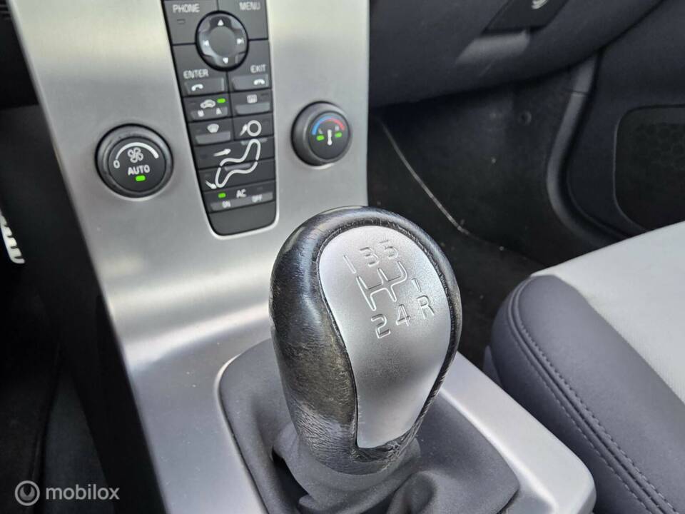 Imagen 26/32 de Volvo C30 2.0 (2007)