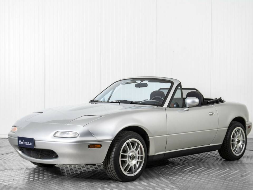 Afbeelding 1/50 van Mazda MX-5 1.6 (1990)