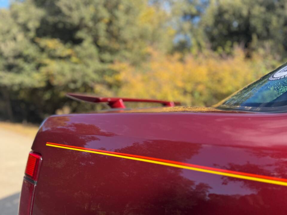 Bild 11/55 von Lancia Thema 8.32 (1991)