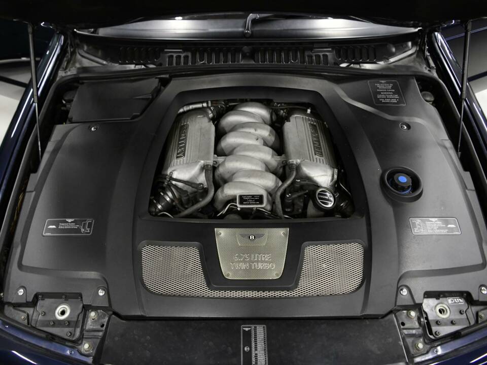 Bild 24/50 von Bentley Arnage T (2005)