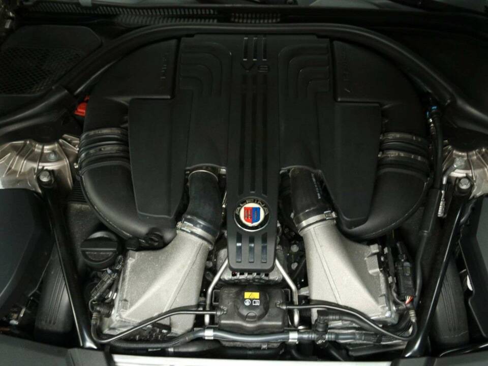 Image 34/50 of ALPINA B5 Biturbo AWD (2017)