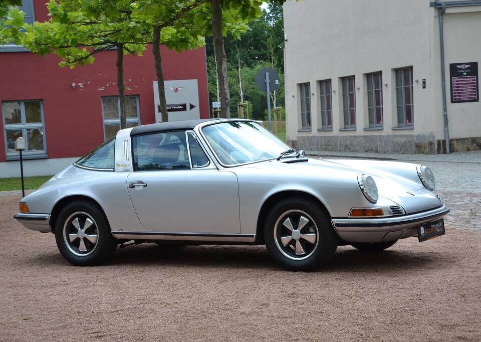 Immagine 6/31 di Porsche 911 2.2 S (1971)