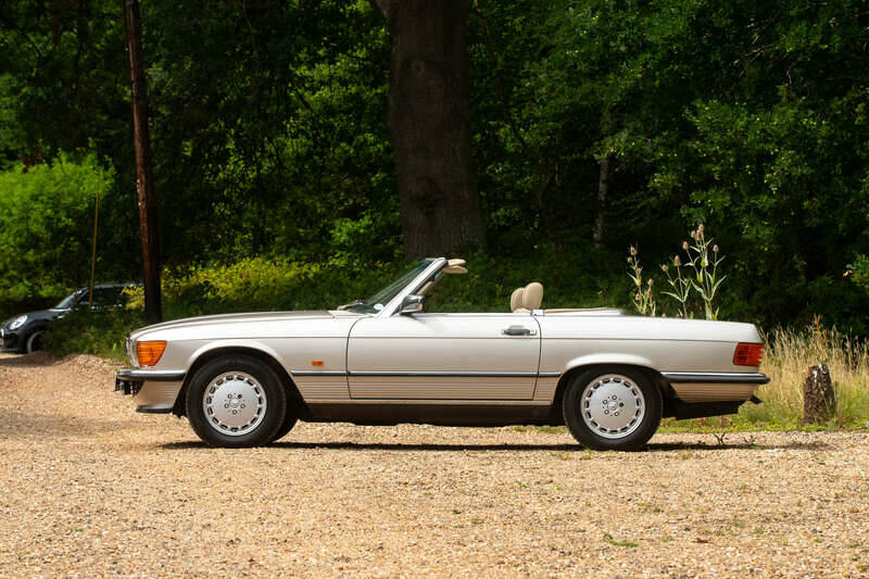 Imagen 5/50 de Mercedes-Benz 300 SL (1989)