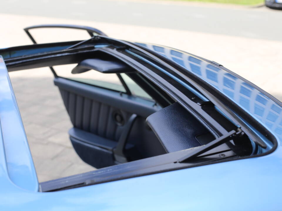 Bild 24/51 von Porsche 911 Carrera 3.2 (1984)