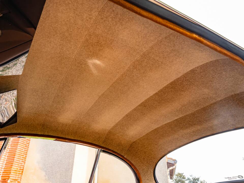 Bild 66/100 von Jaguar XK 150 DHC (1959)