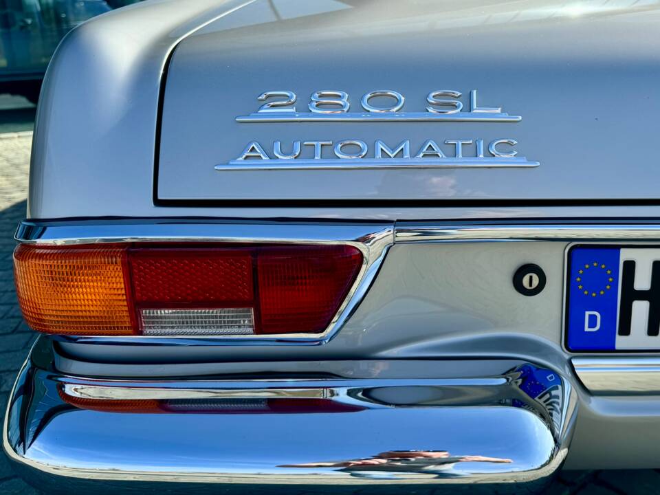 Afbeelding 10/23 van Mercedes-Benz 280 SL (1970)