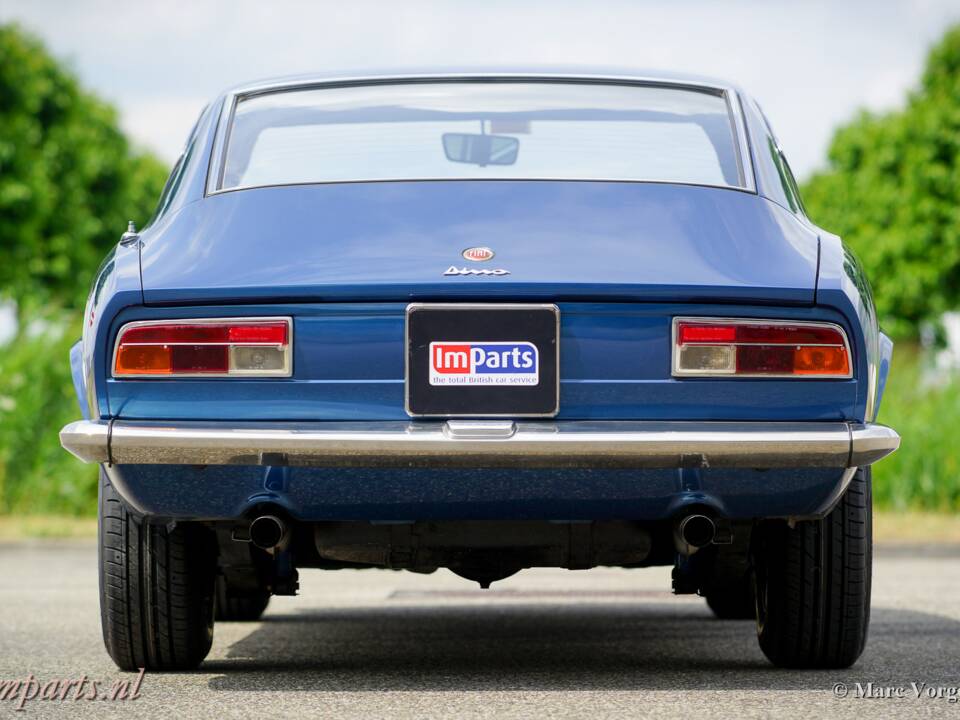 Image 38/44 of FIAT Dino Coupe (1967)