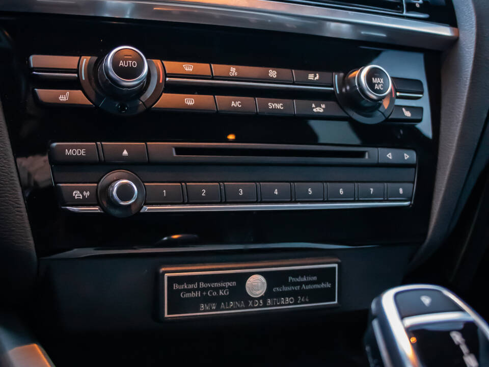 Image 34/50 of ALPINA XD3 Biturbo (2014)