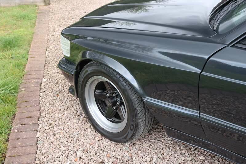 Image 43/50 of Mercedes-Benz 560 SEC 6.0 AMG (1989)