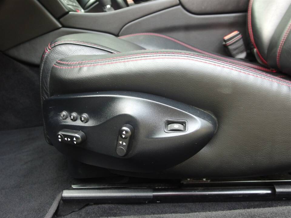 Afbeelding 51/100 van Maserati GranTurismo S (2010)