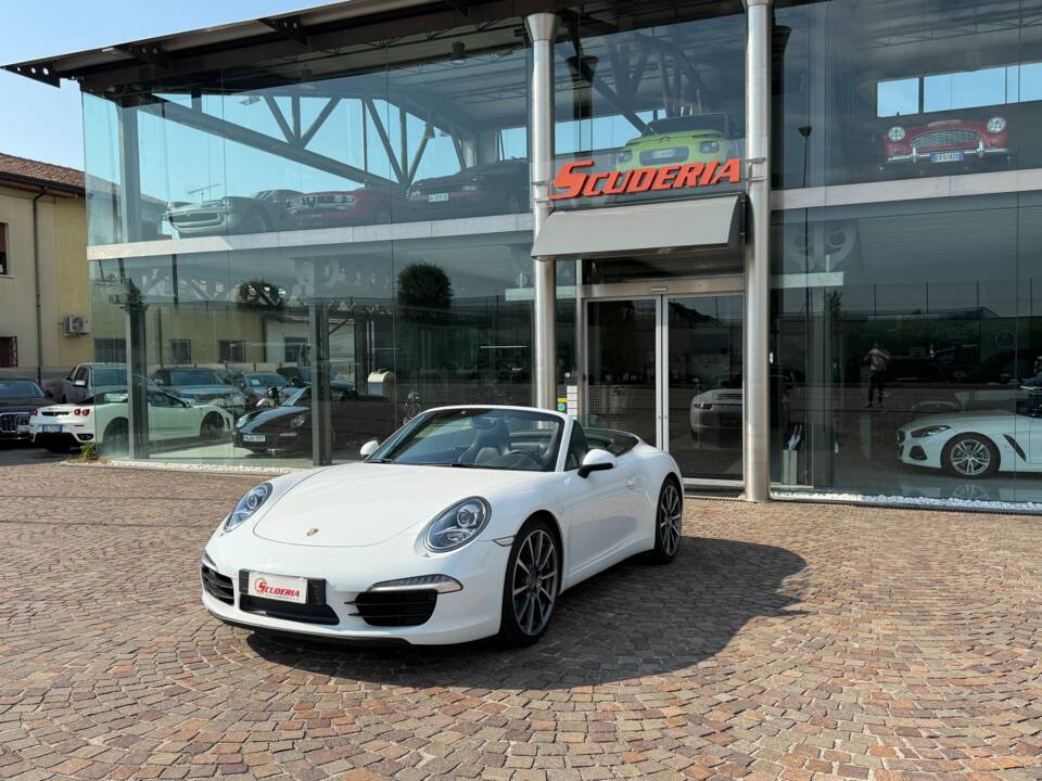 Obraz 2/29 pojazdu Porsche 911 Carrera (2013)
