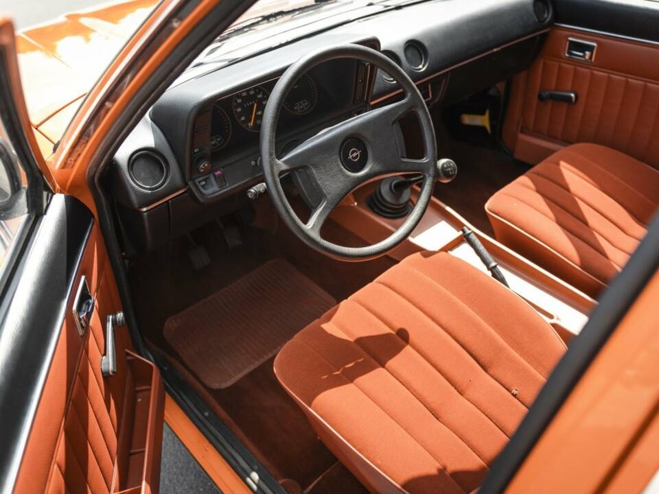 Image 9/15 of Opel Ascona 1,6 (1978)