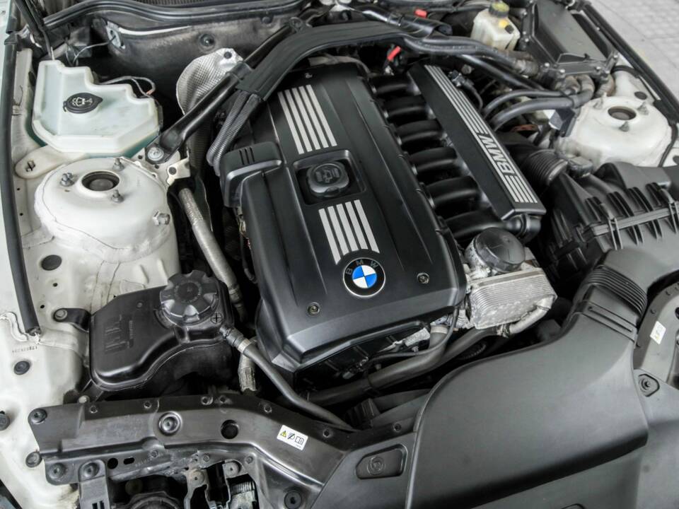 Image 39/50 of BMW Z4 sDrive23i (2010)