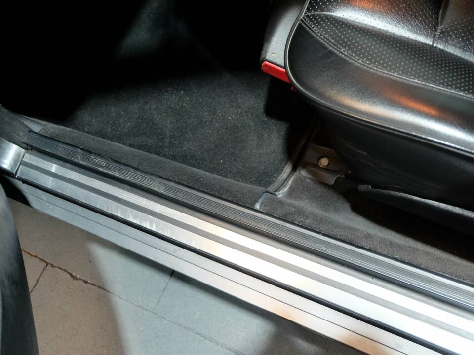 Bild 13/28 von Mercedes-Benz 500 E (1991)