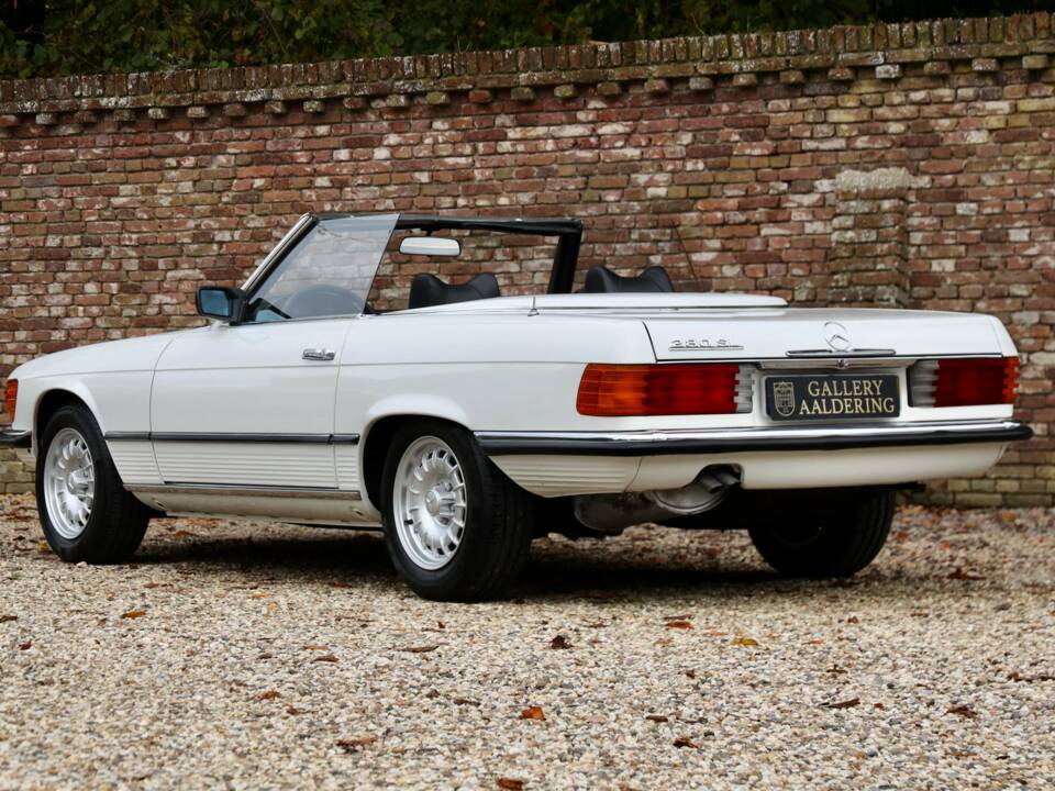 Bild 2/50 von Mercedes-Benz 280 SL (1977)