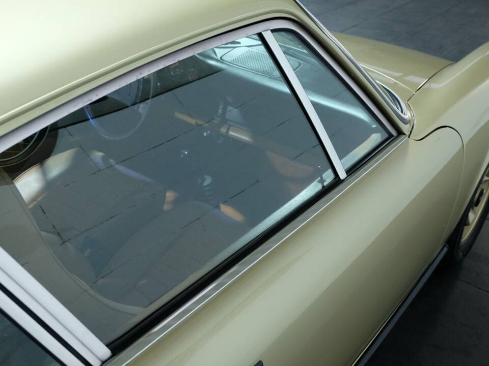 Bild 23/35 von Porsche 911 2.7 S (1975)