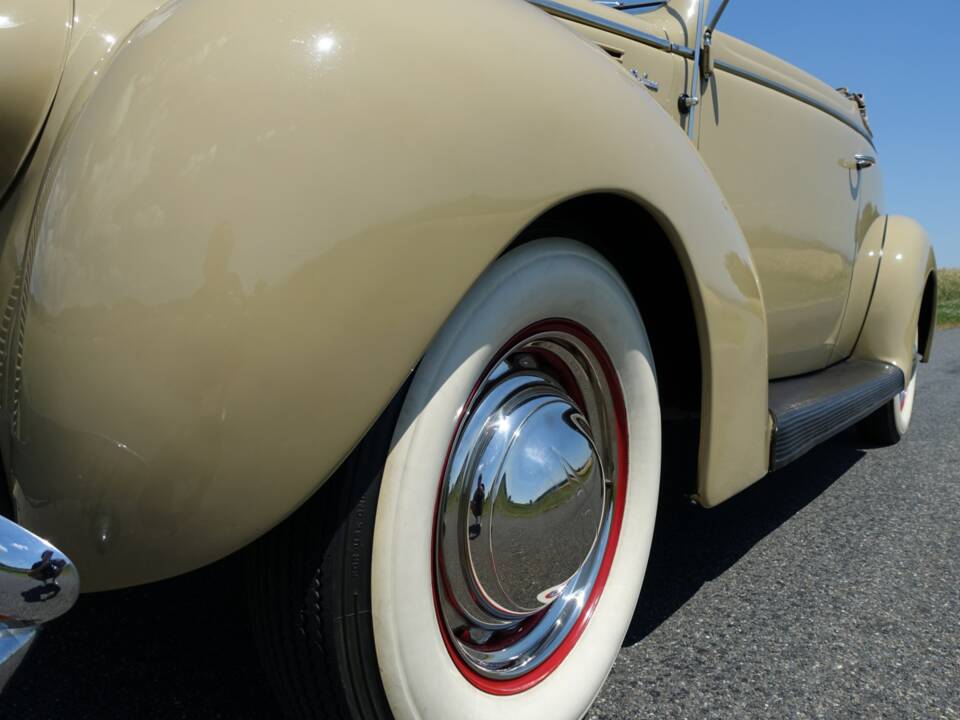 Immagine 21/44 di Ford V8 (1938)