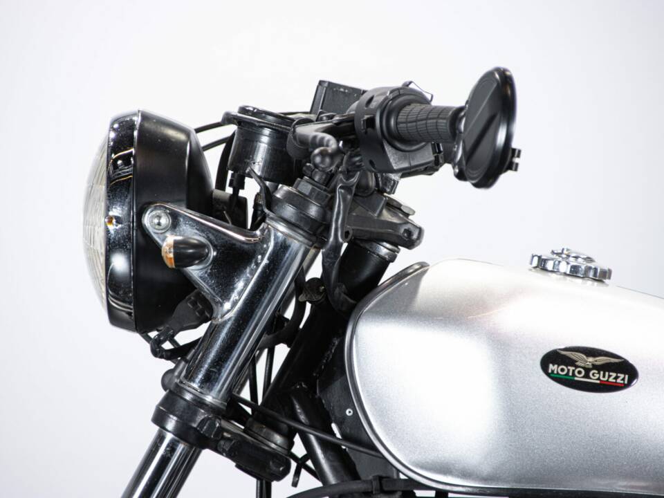 Immagine 47/50 di Moto Guzzi V 35 III (1986)