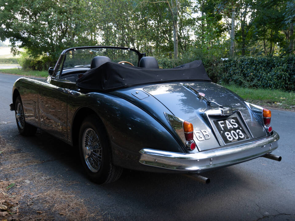 Afbeelding 4/15 van Jaguar XK 150 DHC (1959)