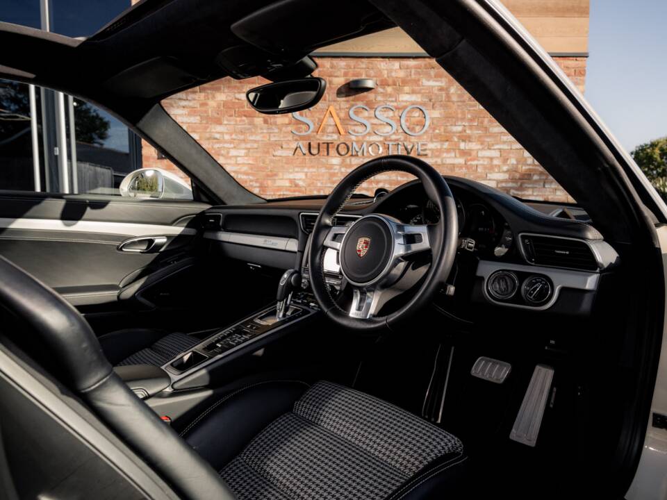 Immagine 70/71 di Porsche 911 Carrera S (2014)