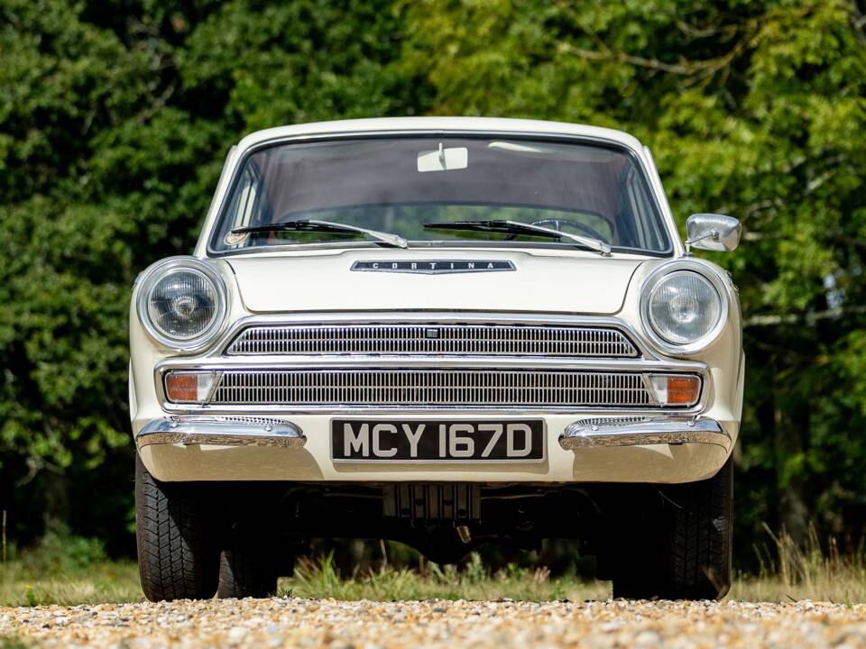 Imagen 6/18 de Ford Cortina GT (1966)