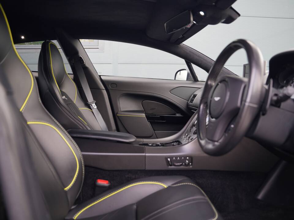 Image 21/50 of Aston Martin Rapide AMR (2019)