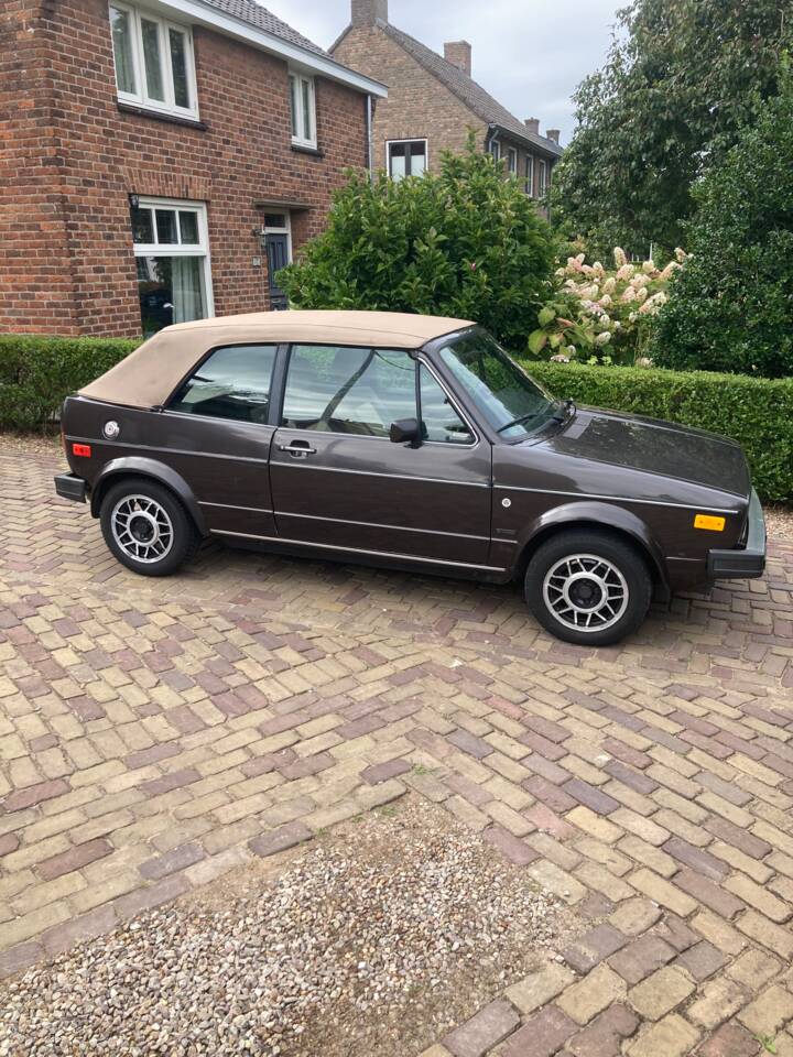 Immagine 1/10 di Volkswagen Golf I Cabrio GLi 1.8 (1986)