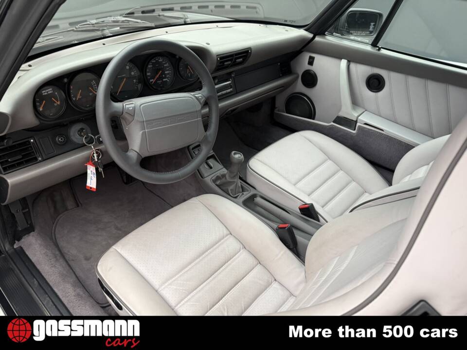 Image 10/15 of Porsche 911 Carrera 2 (1990)