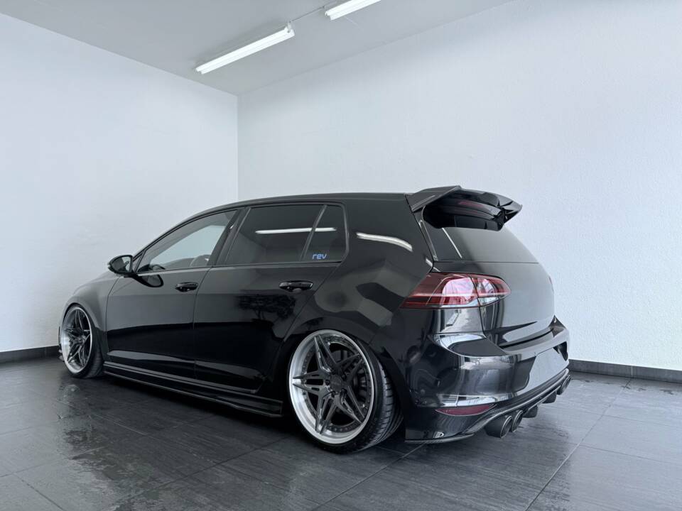 Bild 11/22 von Volkswagen Golf VII R (2016)
