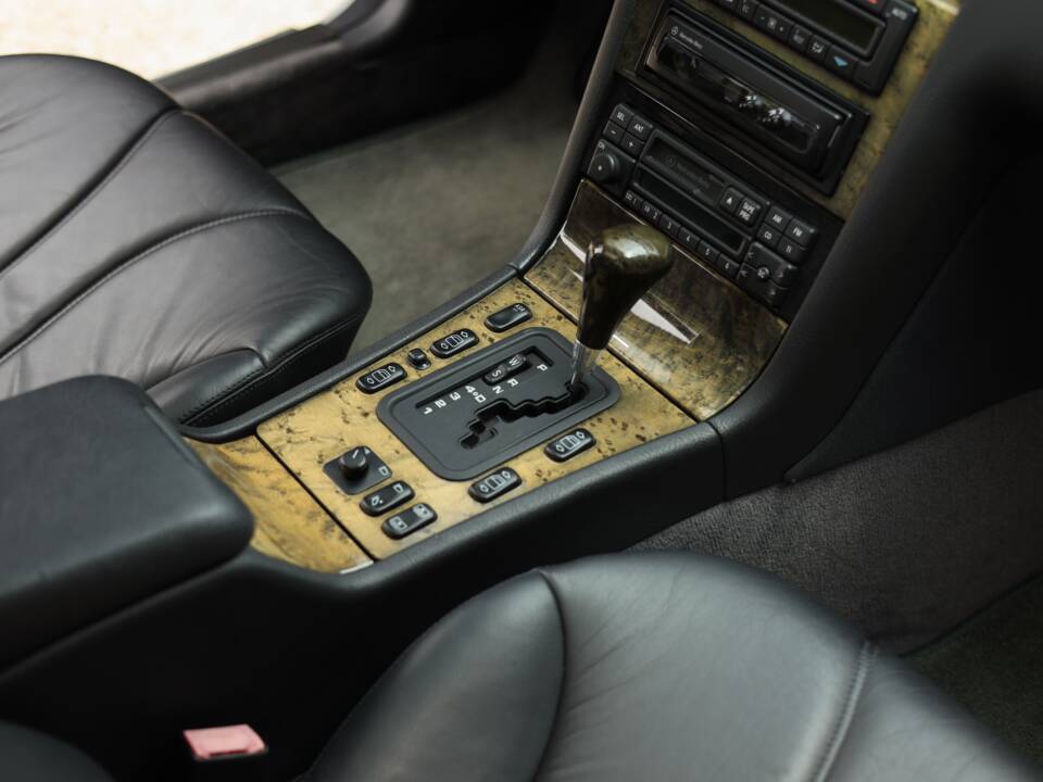 Image 71/98 de Mercedes-Benz E 50 AMG (1996)