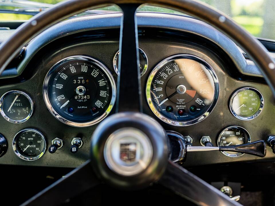 Image 29/62 of Aston Martin DB 6 (1967)