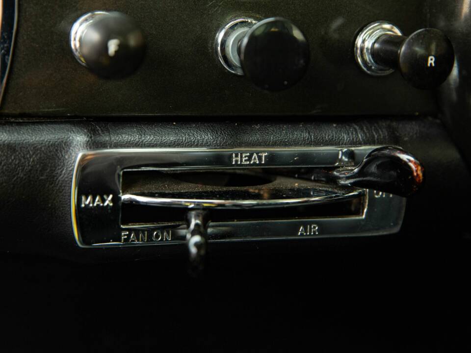 Afbeelding 17/55 van Aston Martin DB 4 Vantage (1962)