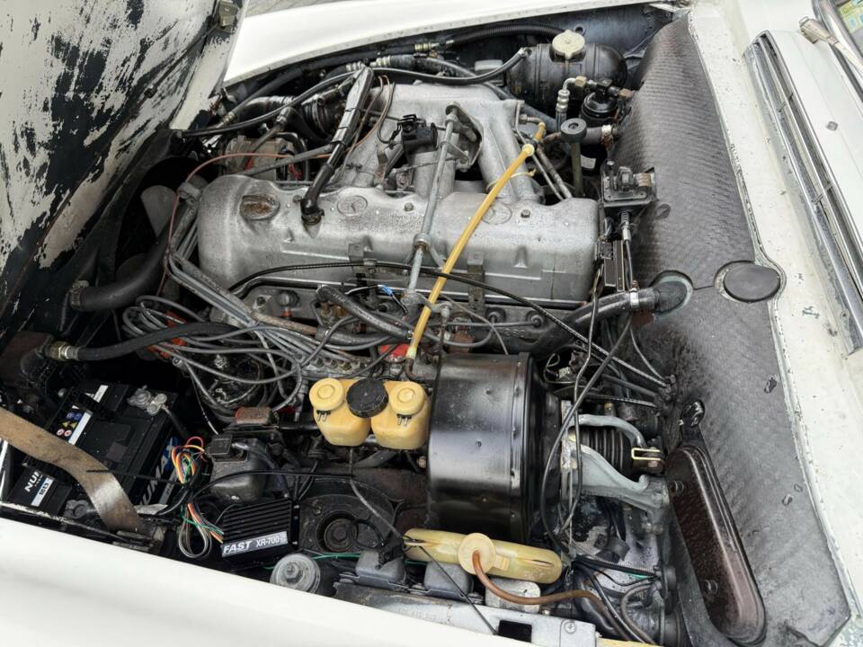Image 41/50 of Mercedes-Benz 280 SL (1969)