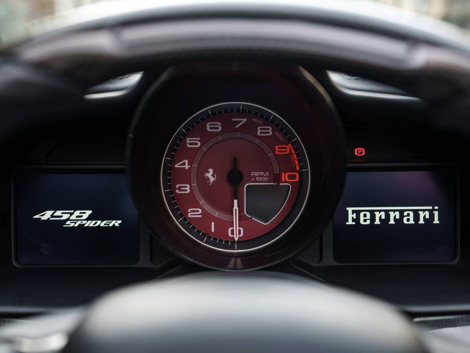 Immagine 18/41 di Ferrari 458 Spider (2012)