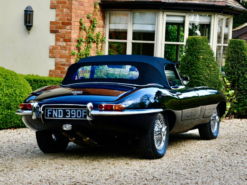Imagen 3/8 de Jaguar E-Type (1968)