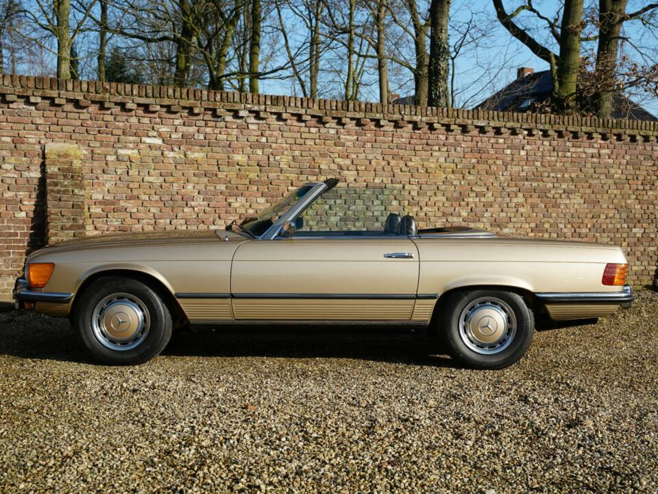 Image 31/50 of Mercedes-Benz 450 SL (1973)