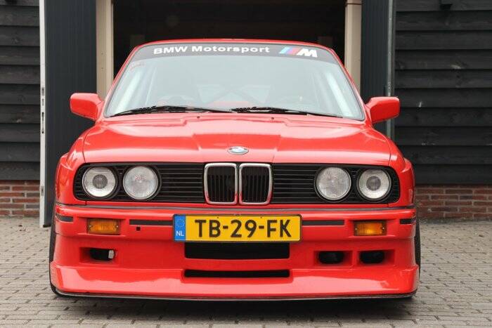 Image 2/6 of BMW M3 (1988)