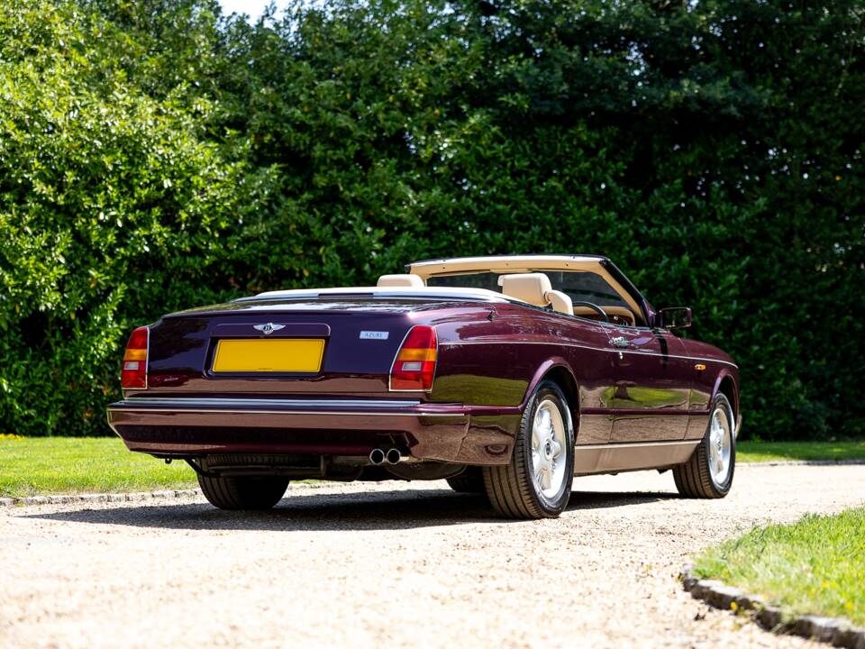 Image 26/46 of Bentley Azure (1997)