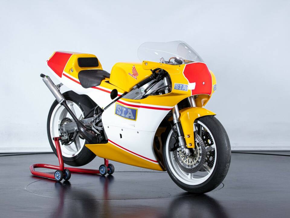 Bild 6/50 von Honda RS 250 RF (1992)