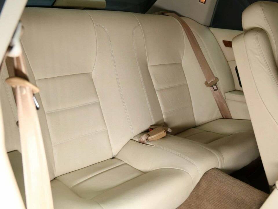 Image 22/49 de Jaguar XJS 4.0 (1995)