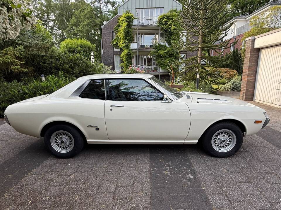 Image 40/55 of Toyota Celica ST (1972)