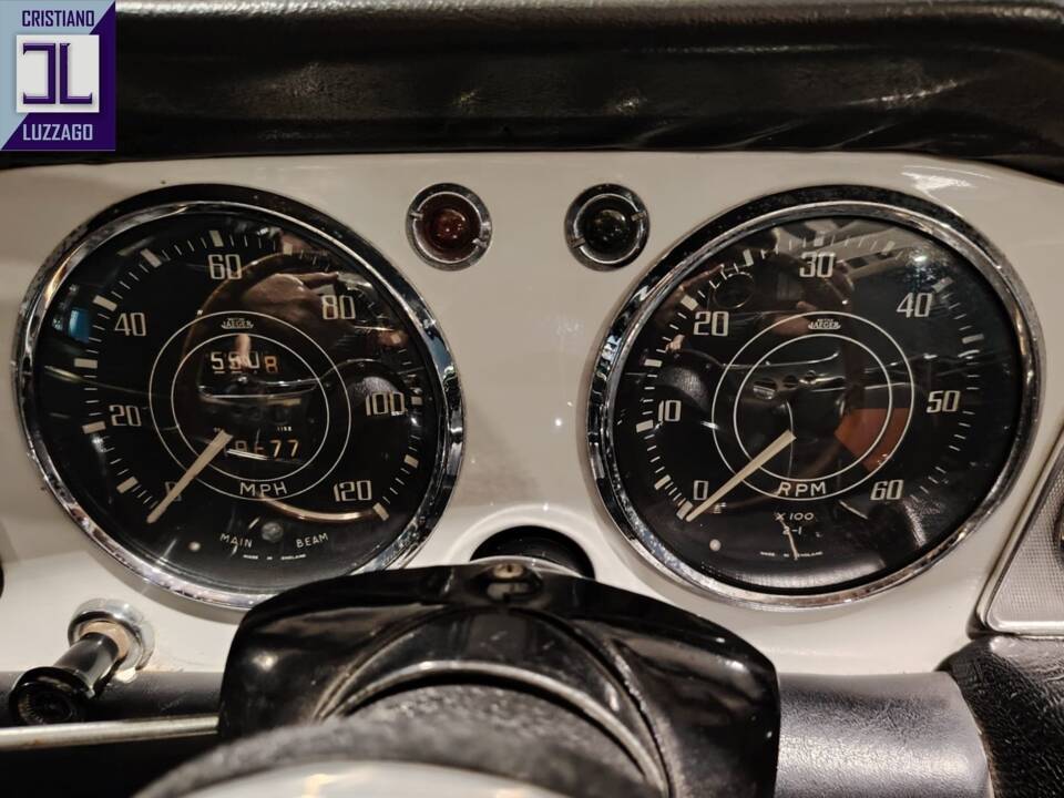 Image 33/48 de Triumph TR 4 (1962)